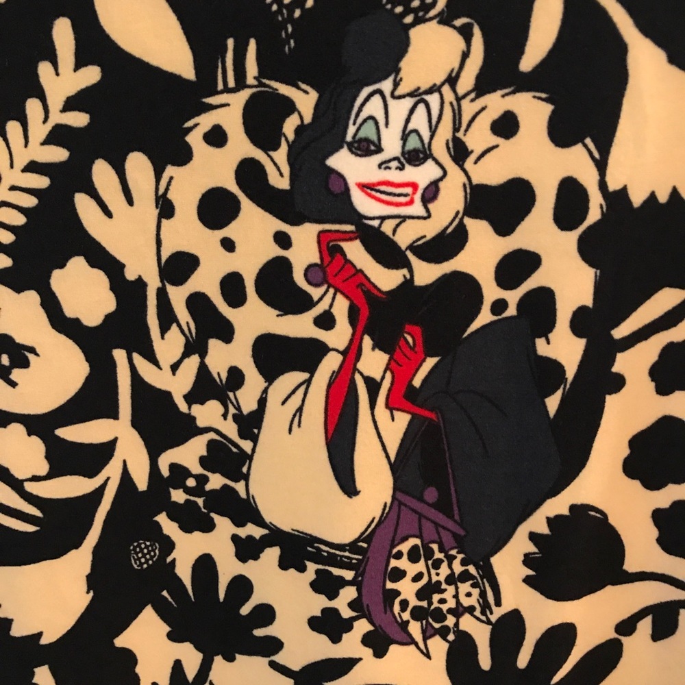 LLR Disney villain leggings Cruela de ville
